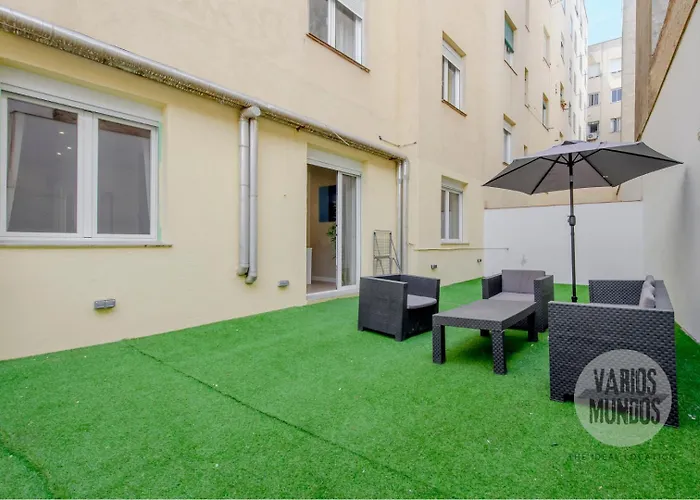Vive Madrid con Terraza para 5 en Santa Ana 6